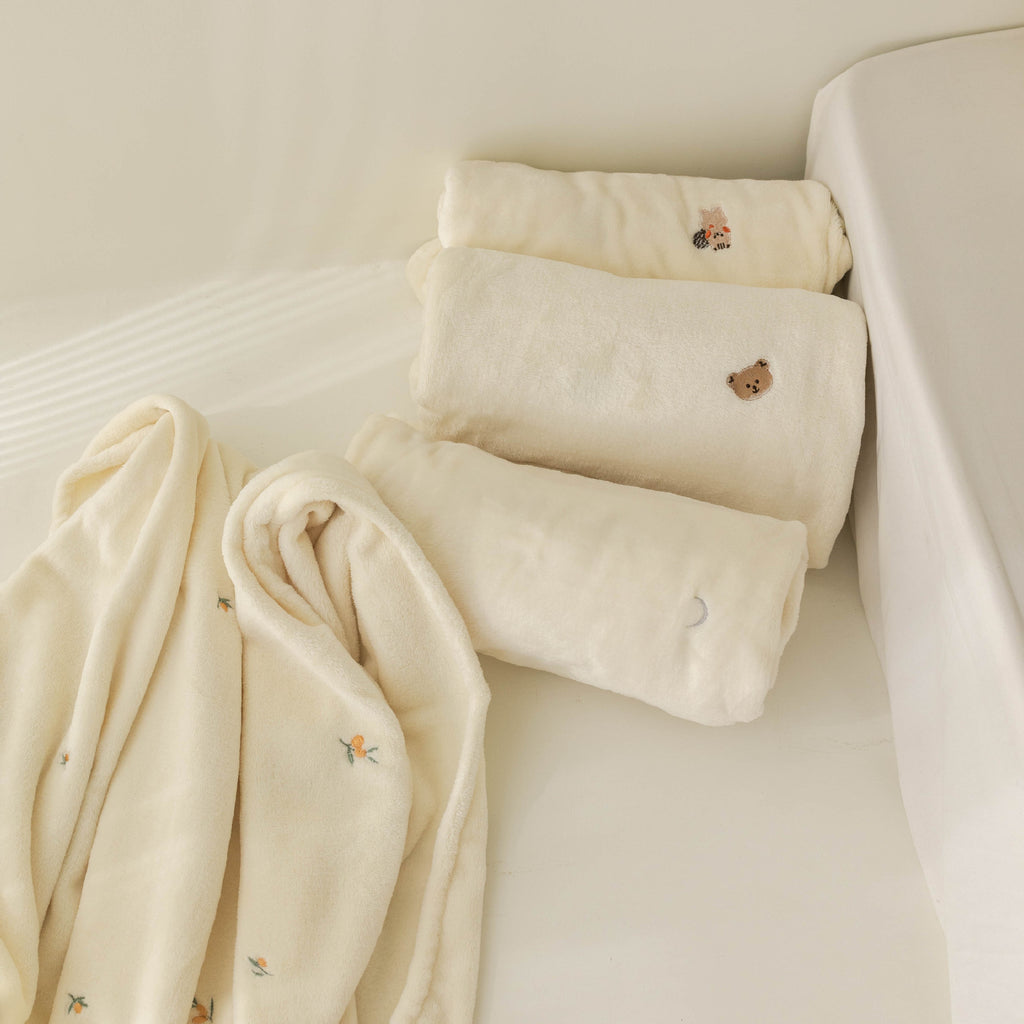 Korea Ins New Baby Velvet Blanket Baby Baby Outing Blanket Autumn and Winter Cover Blanket