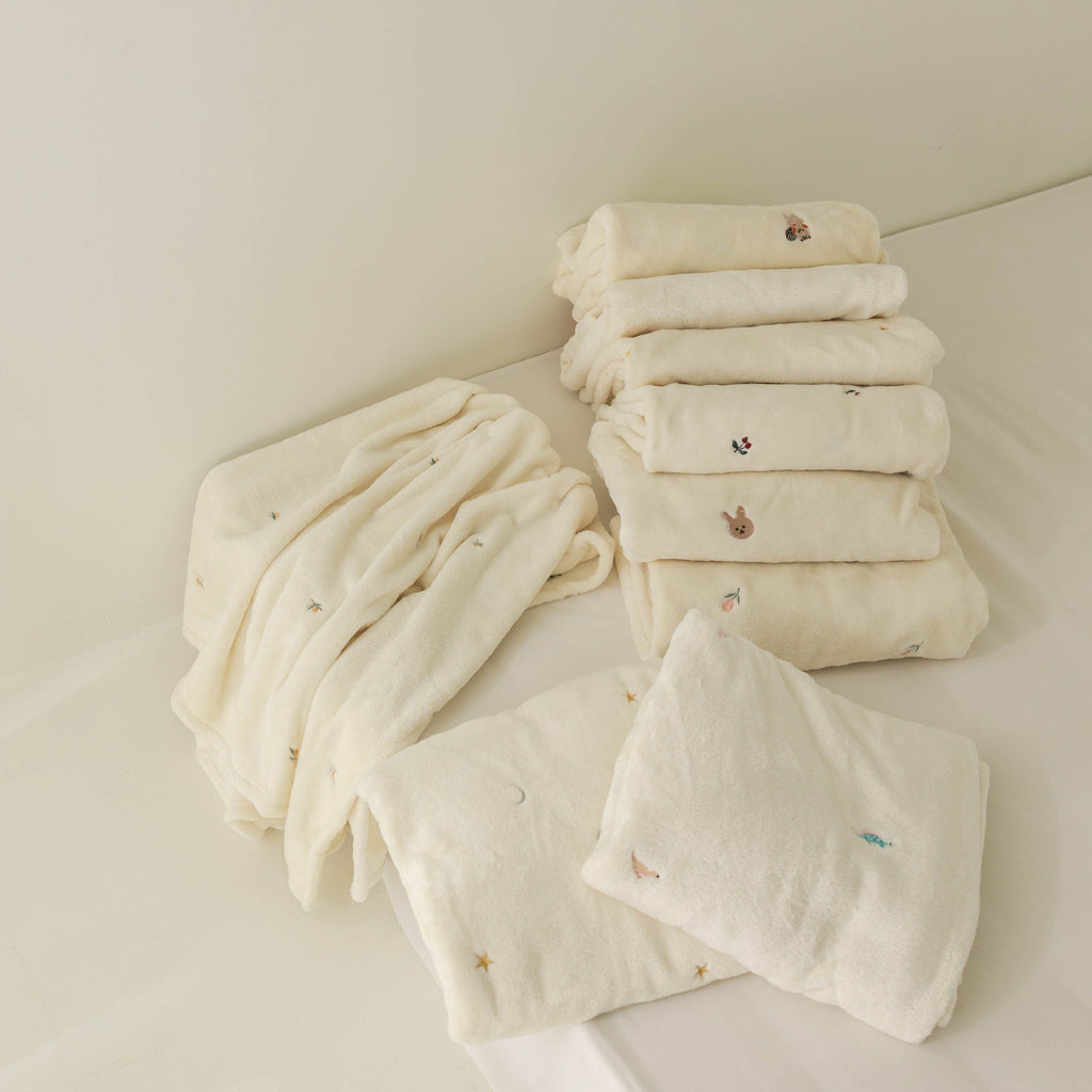 Korea Ins New Baby Velvet Blanket Baby Baby Outing Blanket Autumn and Winter Cover Blanket