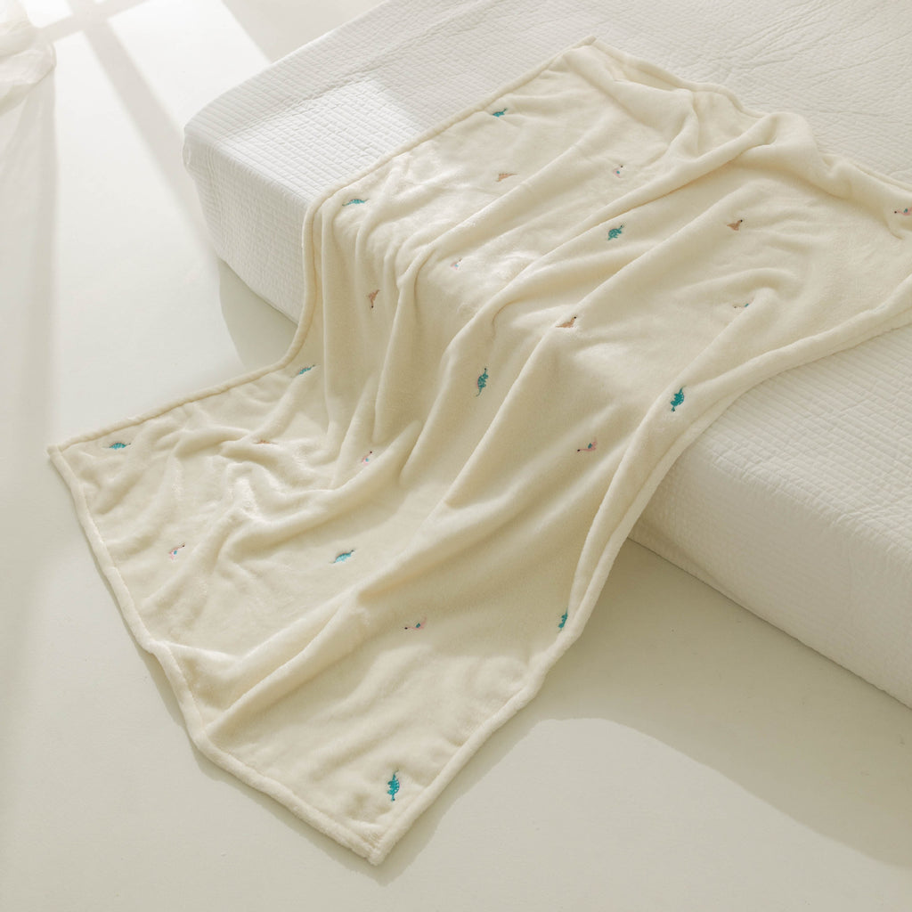 Korea Ins New Baby Velvet Blanket Baby Baby Outing Blanket Autumn and Winter Cover Blanket