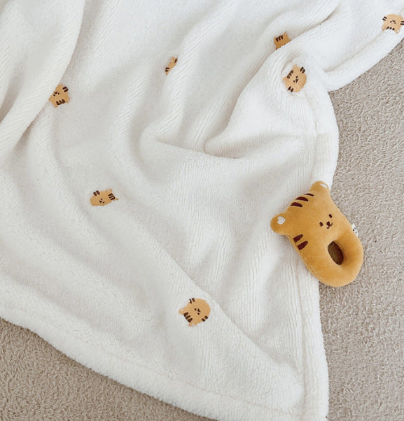 Korea Ins New Baby Velvet Blanket Baby Baby Outing Blanket Autumn and Winter Cover Blanket